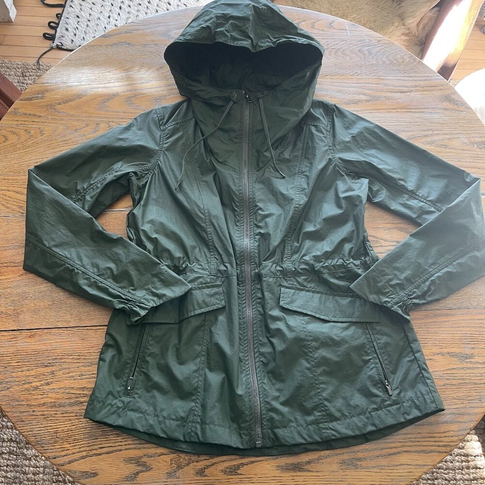 ATHLETA Outbound jasper water resistant rain green jacket/NWOT/XS